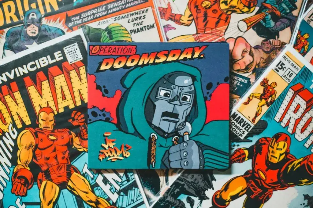 Zdjęcie Czy komiks to literatura? Odkryj kontrowersje i definicje