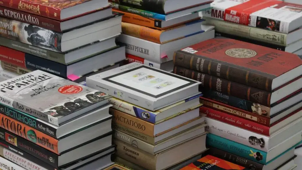 Zdjęcie Gdzie najtaniej kupić książki? Odkryj najlepsze oferty i promocje